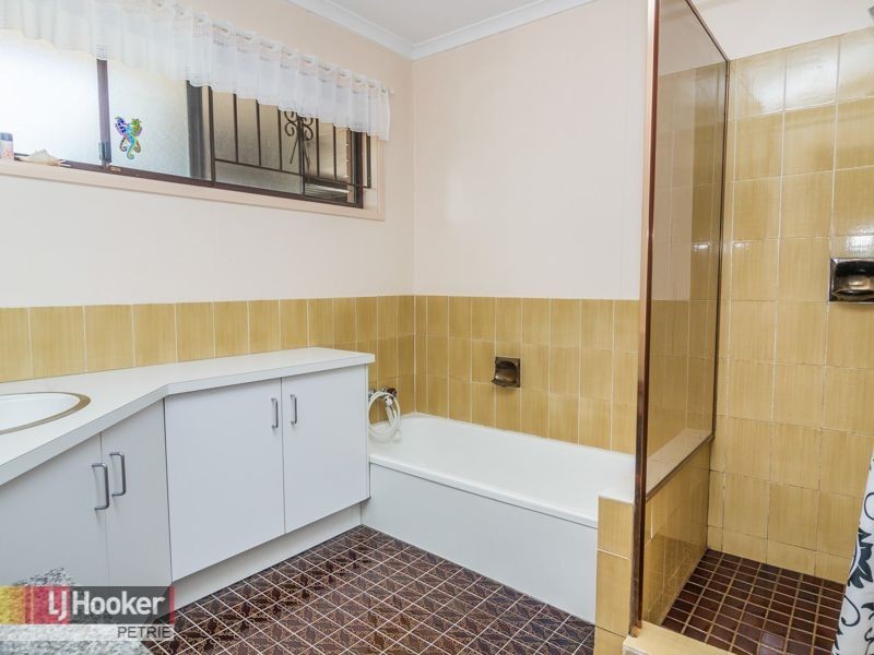 14 Bordeau Crescent, Petrie QLD 4502