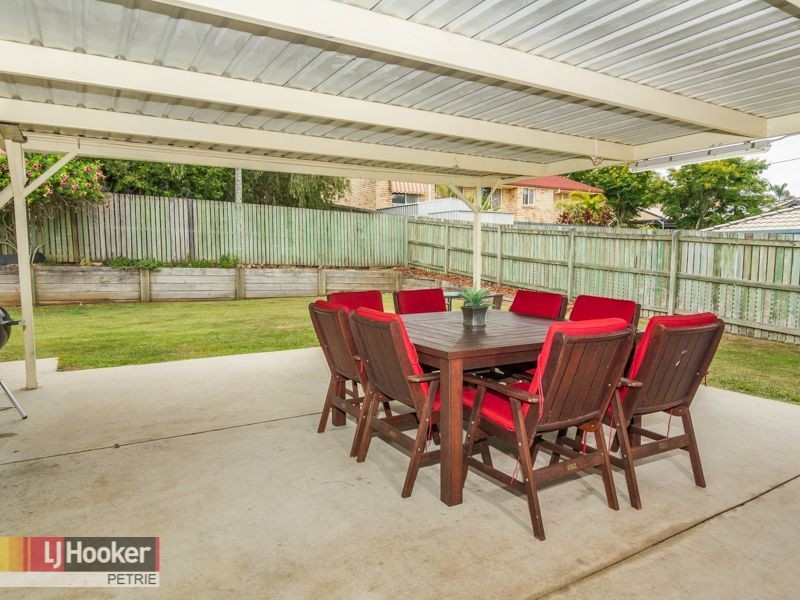 40 Goshawk Drive, Kallangur QLD 4503