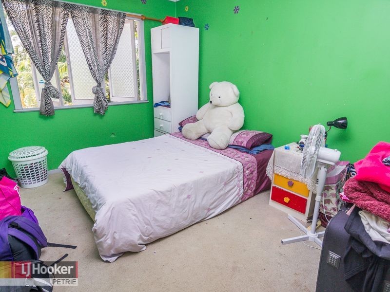 12 Frenchs Road, Petrie QLD 4502