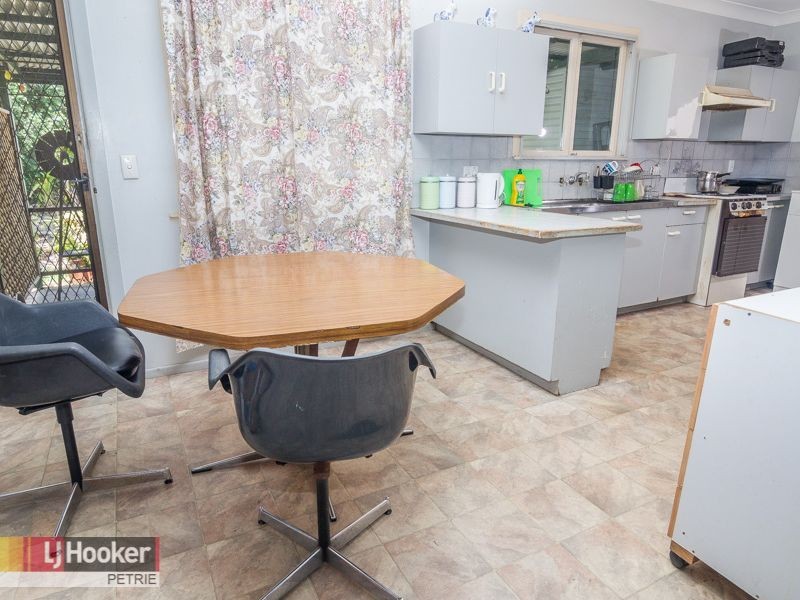 12 Frenchs Road, Petrie QLD 4502