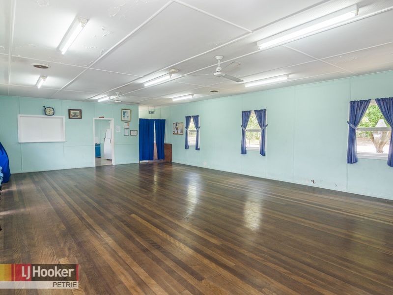 1058 Anzac Avenue, Petrie QLD 4502