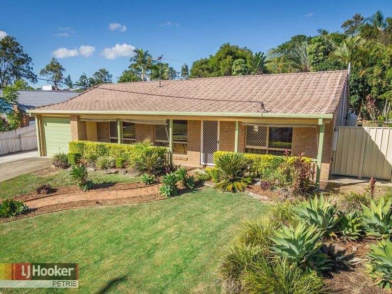 10 Oleron Terrace, Petrie QLD 4502