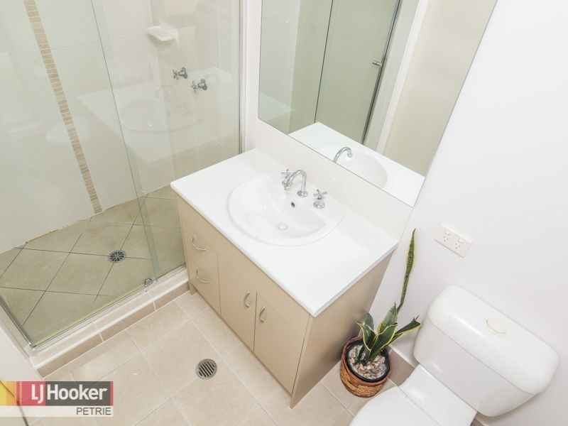 14 Castlewellan Circuit, Warner QLD 4500