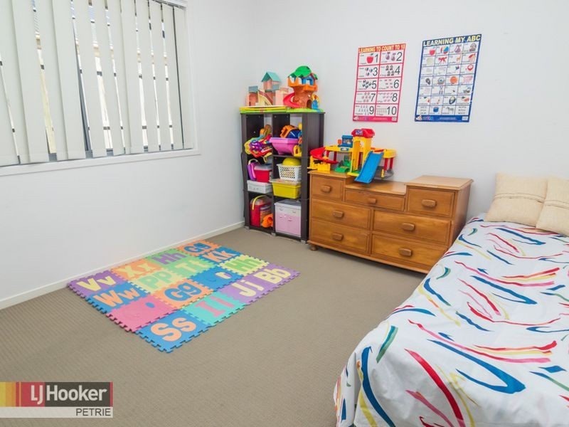 14 Castlewellan Circuit, Warner QLD 4500