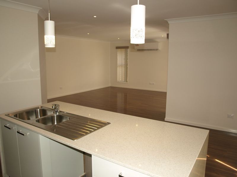 16 Oriole Street, Griffin QLD 4503