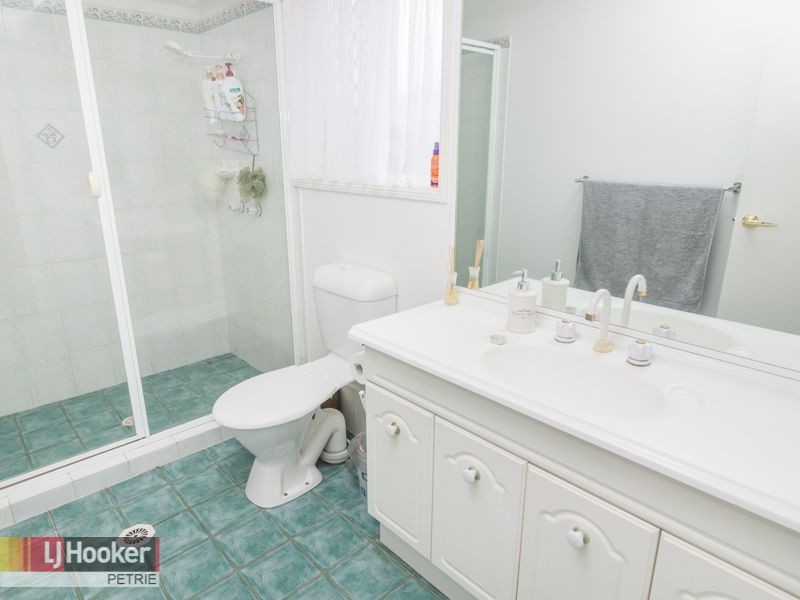 18 Inverpine Court, Petrie QLD 4502