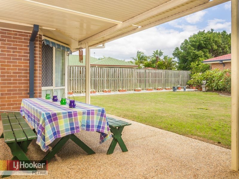 18 Inverpine Court, Petrie QLD 4502