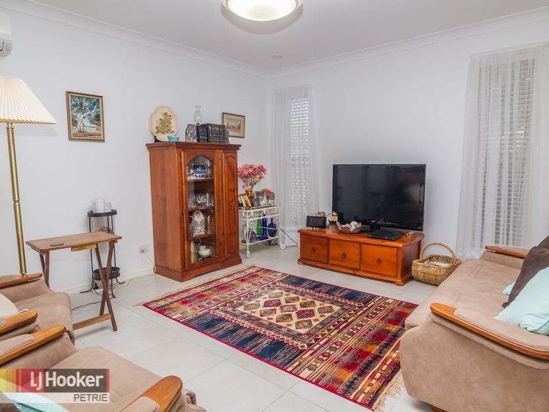 18 Inverpine Court, Petrie QLD 4502