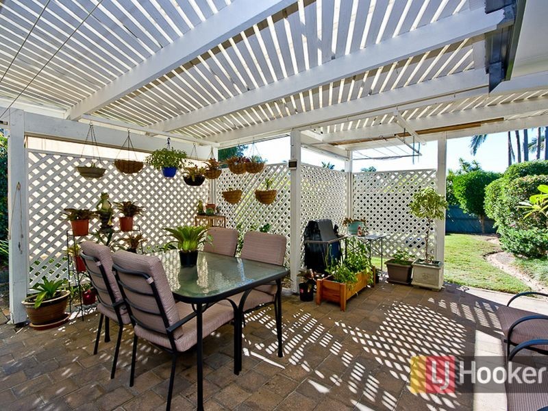 42 Bordeau Crescent, Petrie QLD 4502