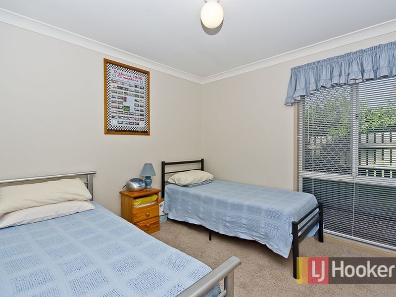 42 Bordeau Crescent, Petrie QLD 4502