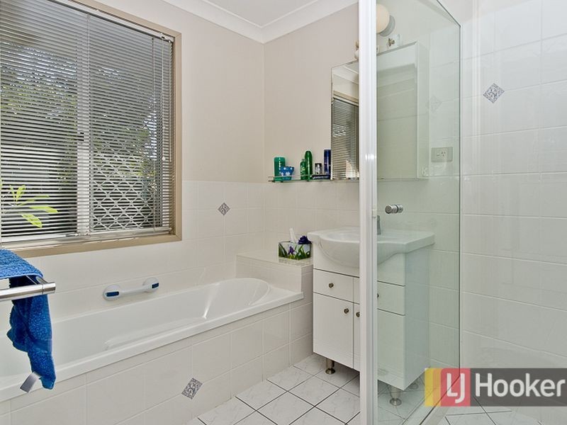 42 Bordeau Crescent, Petrie QLD 4502