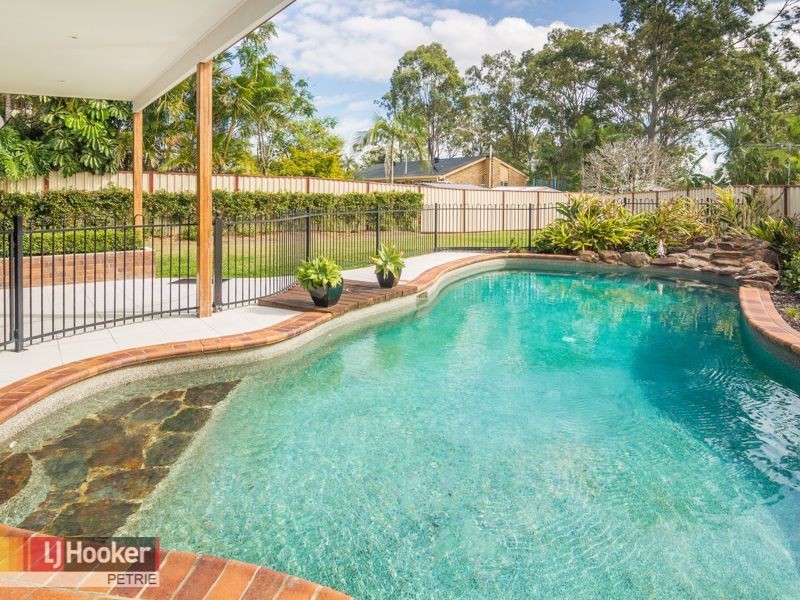 4 Marche Court, Petrie QLD 4502