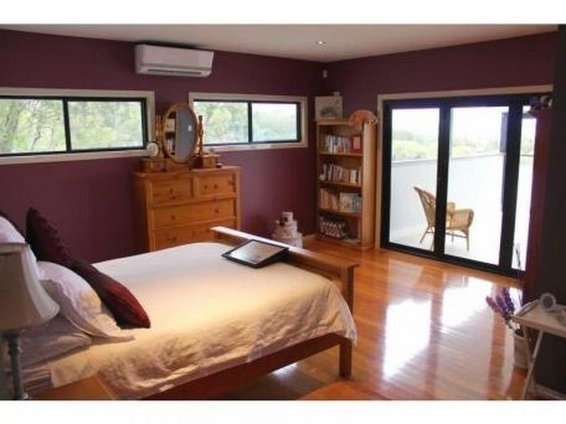 91 Coondooroopa Drive, Macleay Island QLD 4184
