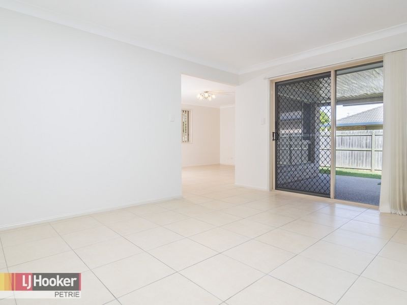 10 Versace Avenue, Bray Park QLD 4500