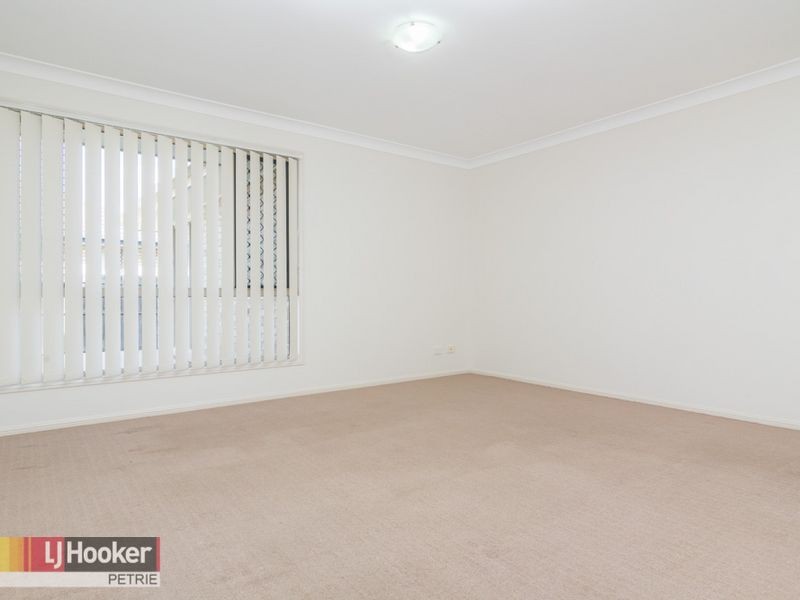 10 Versace Avenue, Bray Park QLD 4500