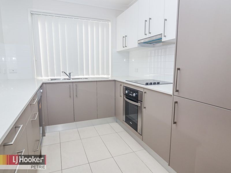 42/9 Houghton Street, Petrie QLD 4502