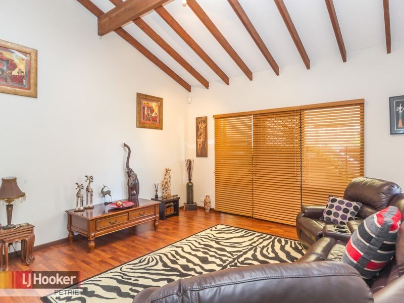 4 Lorient Ct, Petrie QLD 4502