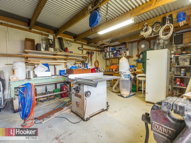 8 Armstrong Street, Petrie QLD 4502