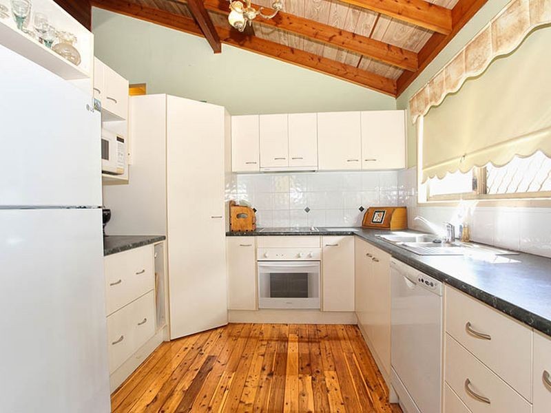 21 Chambery Road, Petrie QLD 4502