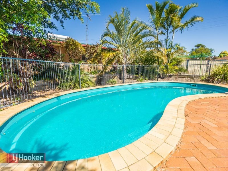 1 Killarney Court, Petrie QLD 4502