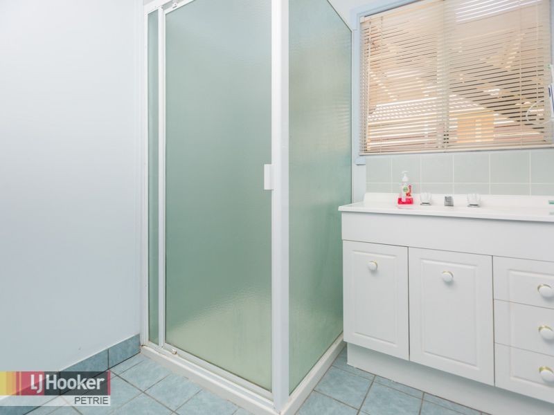 1 Killarney Court, Petrie QLD 4502