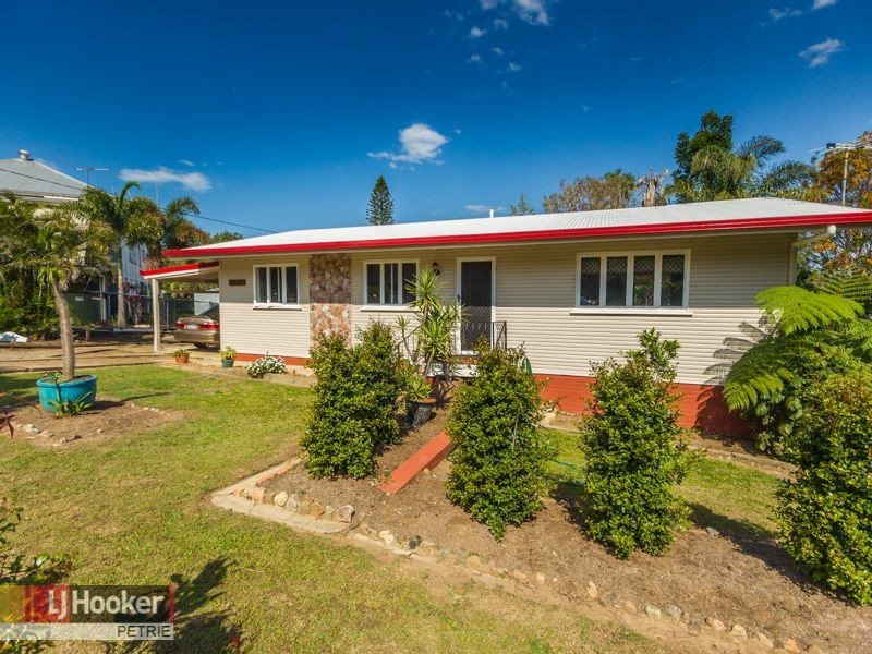 1 Houghton Street, Petrie QLD 4502