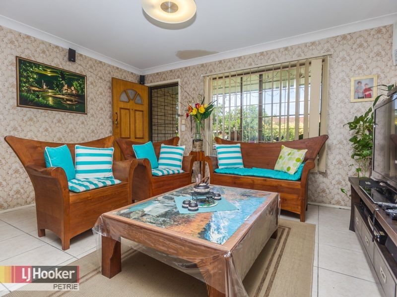 8 Waterton Street, Clontarf QLD 4019