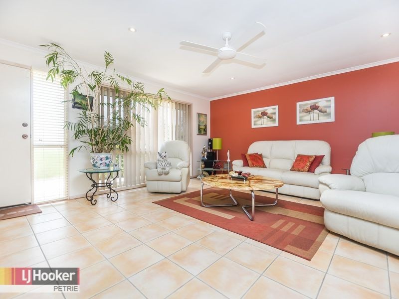 106 Rue Montaigne, Petrie QLD 4502
