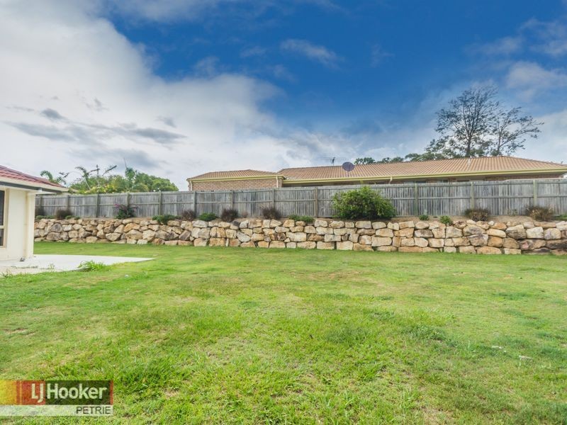 8 McKay Ct, Bray Park QLD 4500