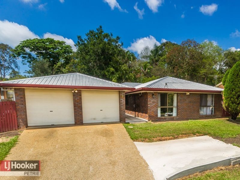 19 Donnegal Drive, Kallangur QLD 4503
