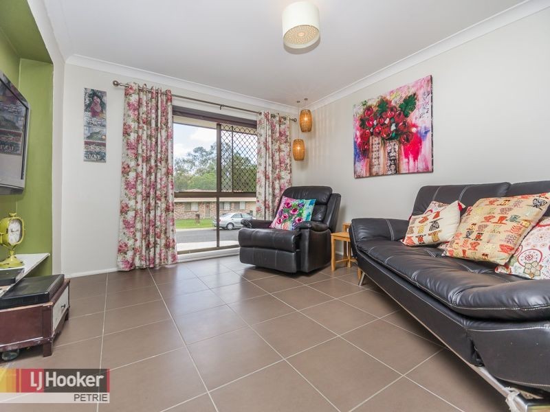19 Donnegal Drive, Kallangur QLD 4503