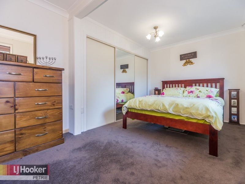 19 Donnegal Drive, Kallangur QLD 4503