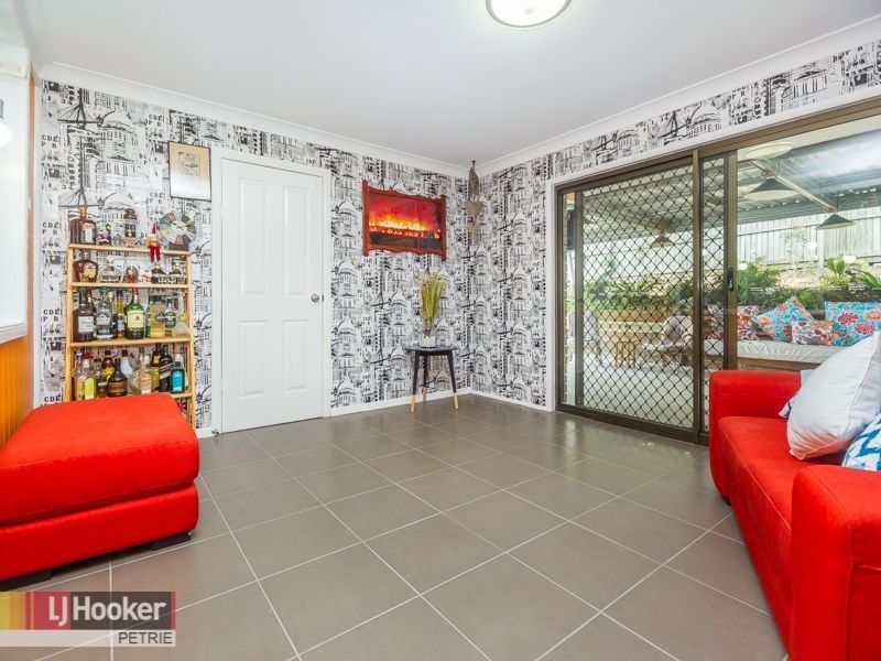 19 Donnegal Drive, Kallangur QLD 4503