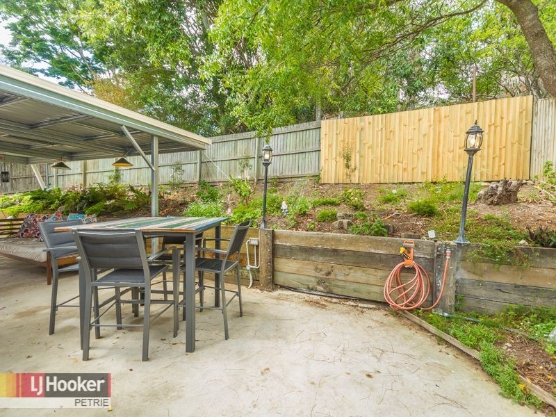 19 Donnegal Drive, Kallangur QLD 4503