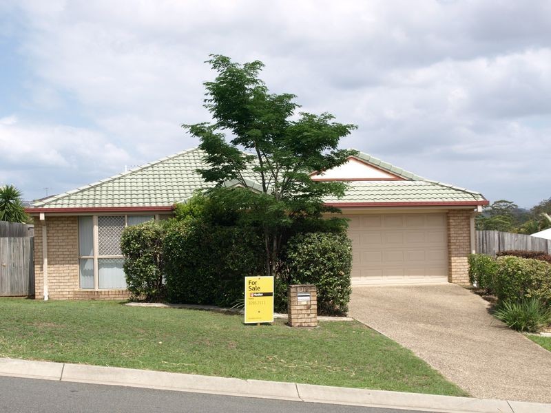35 D’Aguilar Street, Petrie QLD 4502