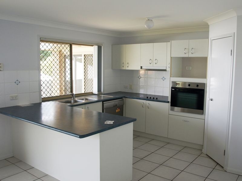 35 D’Aguilar Street, Petrie QLD 4502