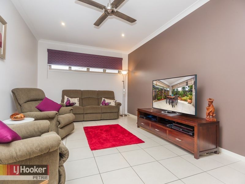 11 Eaton Close, North Lakes QLD 4509