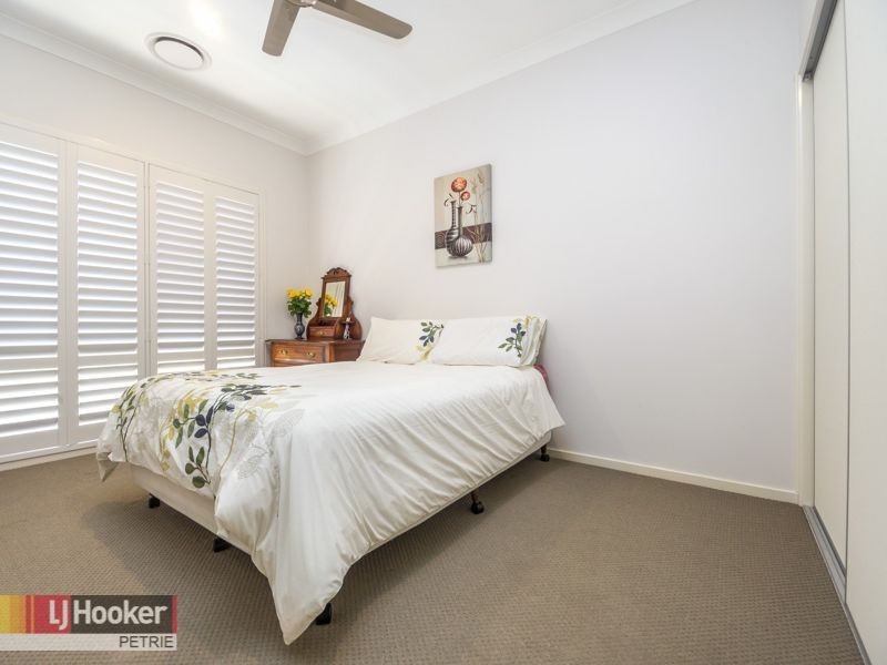 11 Eaton Close, North Lakes QLD 4509