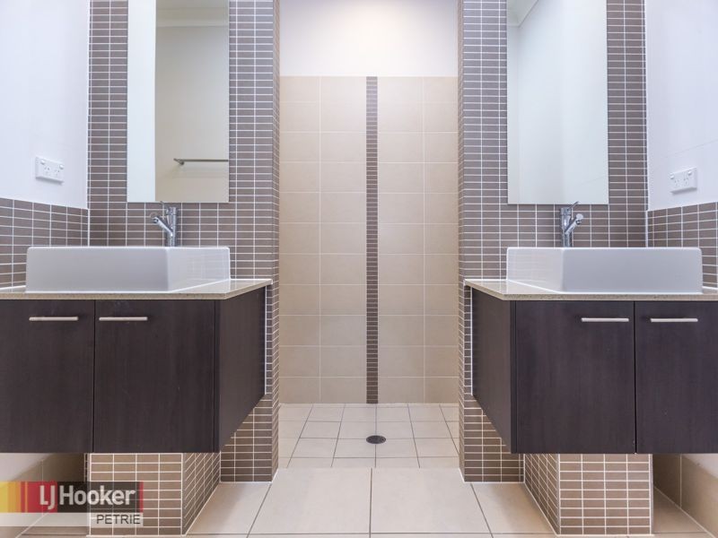 11 Eaton Close, North Lakes QLD 4509