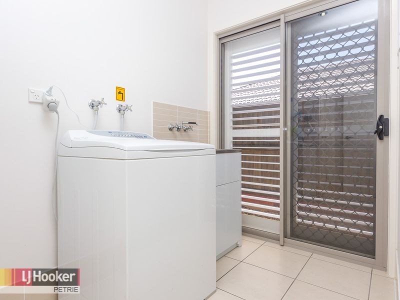 11 Eaton Close, North Lakes QLD 4509