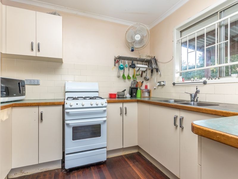 147 Bells Pocket Road, Strathpine QLD 4500