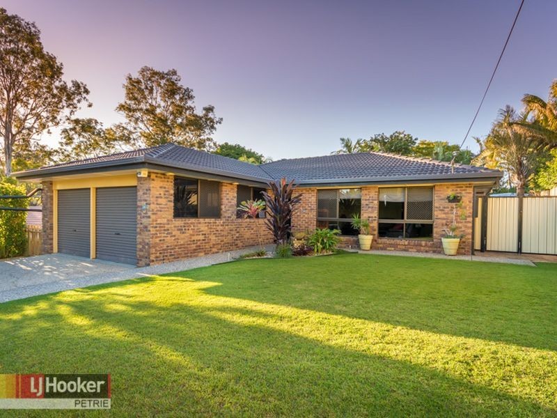 24 Eacham Street, Petrie QLD 4502