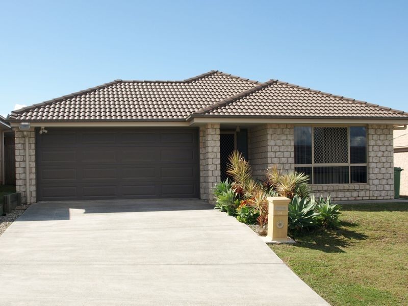 34 Duporth Cres, Dakabin QLD 4503