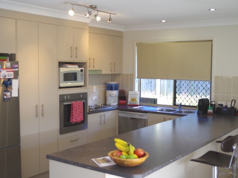 34 Duporth Cres, Dakabin QLD 4503