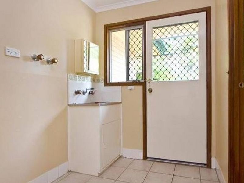 22 Macquaire Drive, Petrie QLD 4502