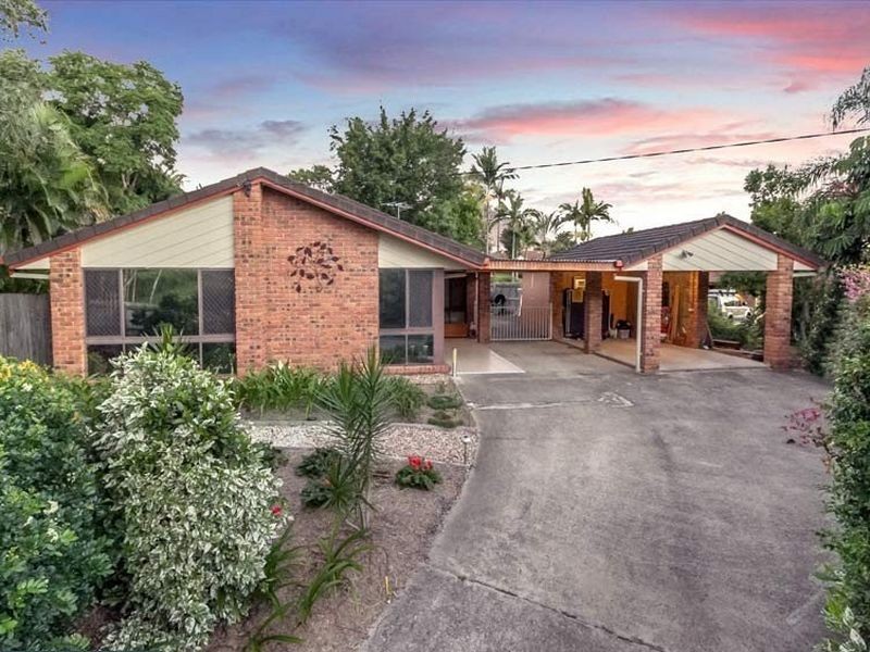 48 Eucumbene Drive, Petrie QLD 4502