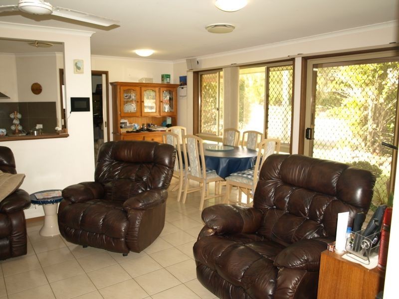 1 Julius Court, Petrie QLD 4502