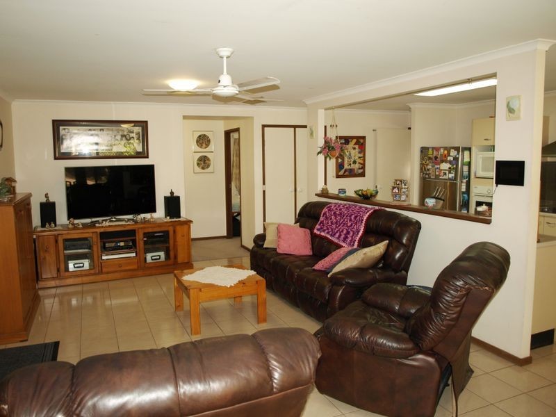 1 Julius Court, Petrie QLD 4502