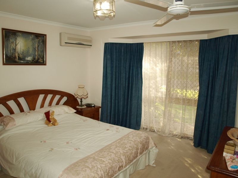 1 Julius Court, Petrie QLD 4502