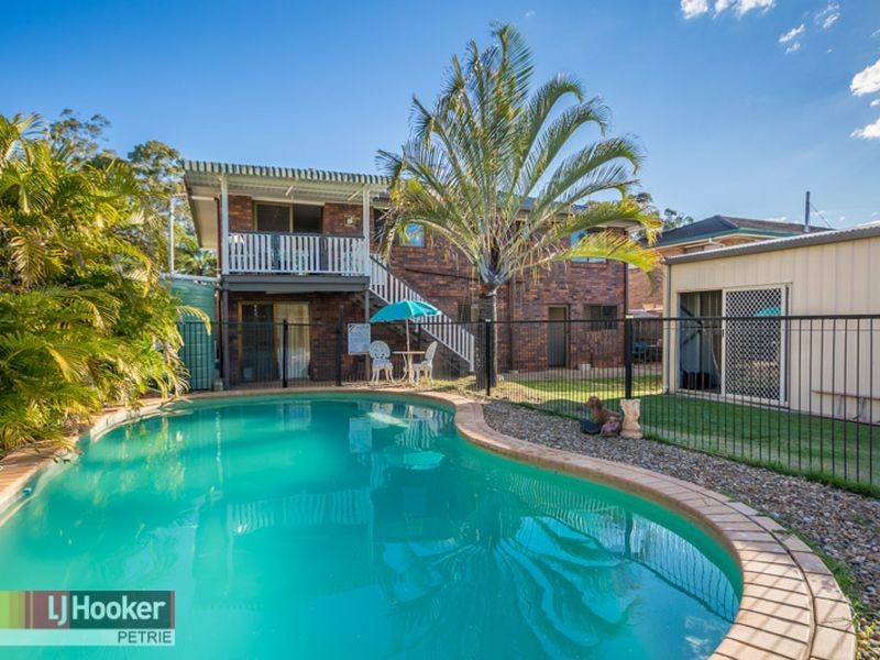 11 Forestville Rd, Petrie QLD 4502